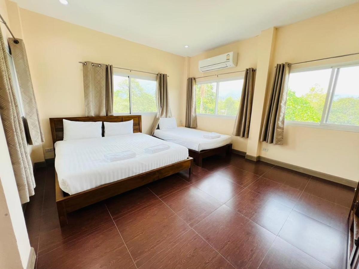 Baan Suan Khun Yaiy Hotel Ban Wang Takhrai Exterior photo