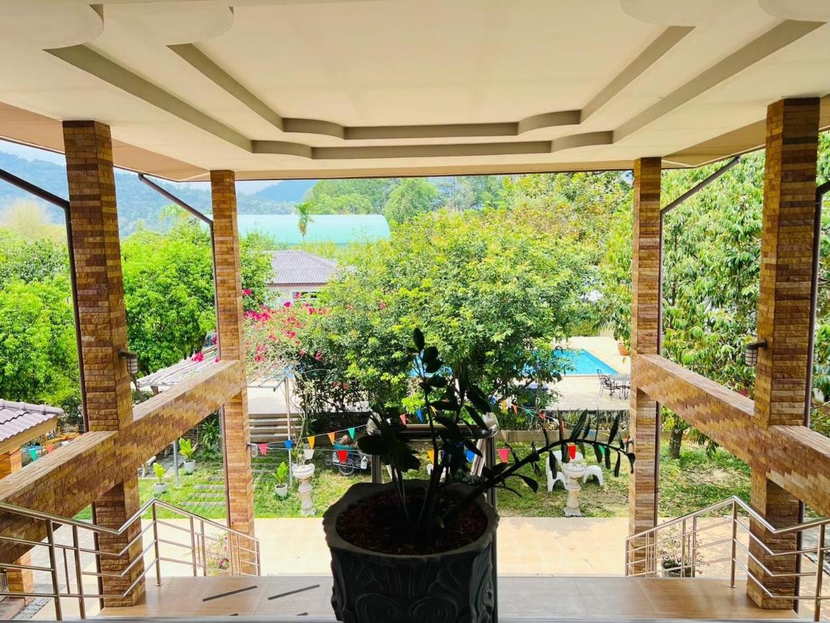 Baan Suan Khun Yaiy Hotel Ban Wang Takhrai Exterior photo